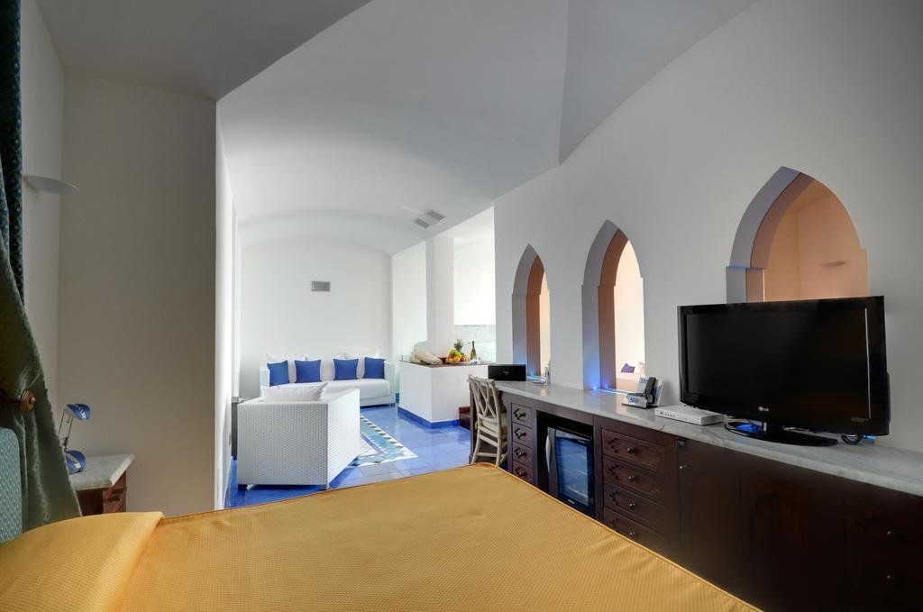 Grand Hotel San Pietro Палінуро Екстер'єр фото